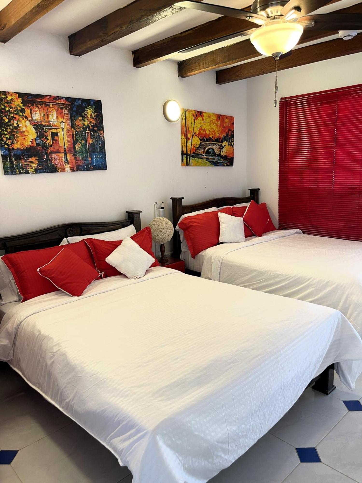 Hostal Paraiso 米卡 外观 照片
